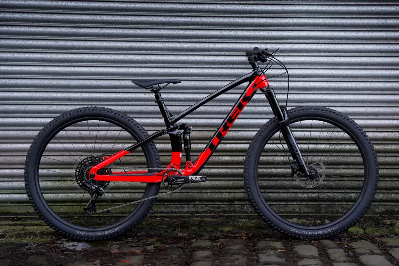 Trek Fuel EX 7 Mountain Bike in Black